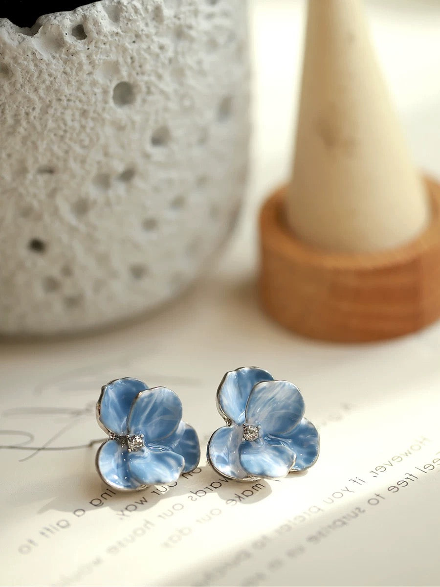 Vintage Blue Flower Stud Earrings - Brass Floral Design