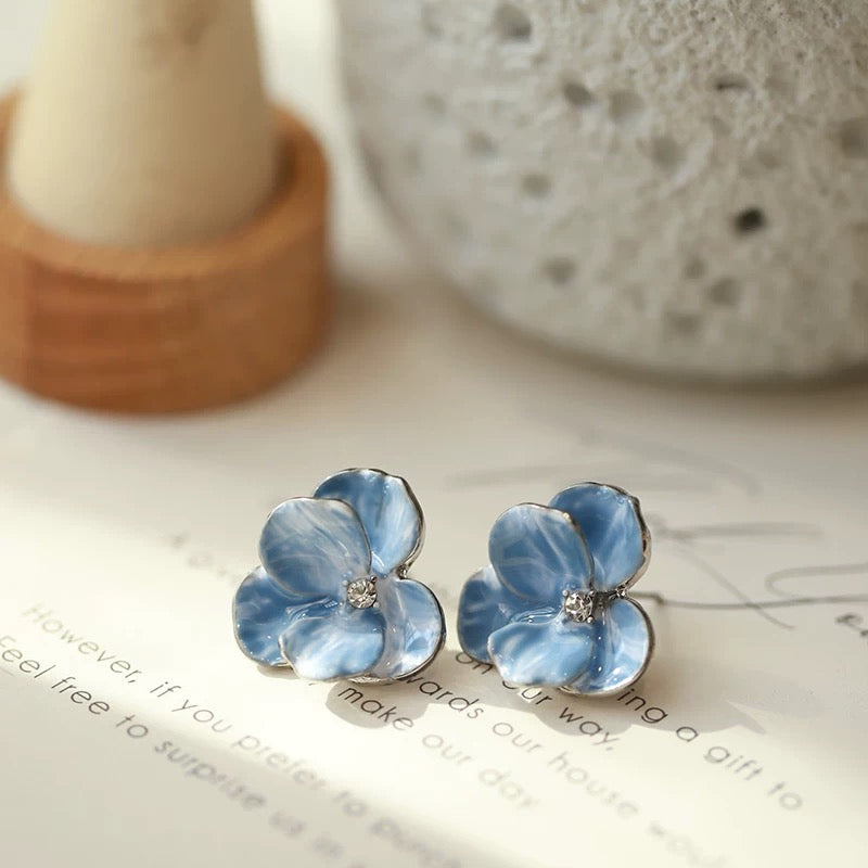 Vintage Blue Flower Stud Earrings - Brass Floral Design